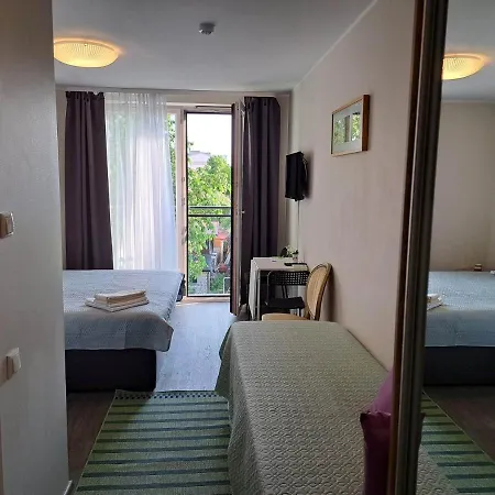 Privaatne Aisa Tn.39, * Parnu