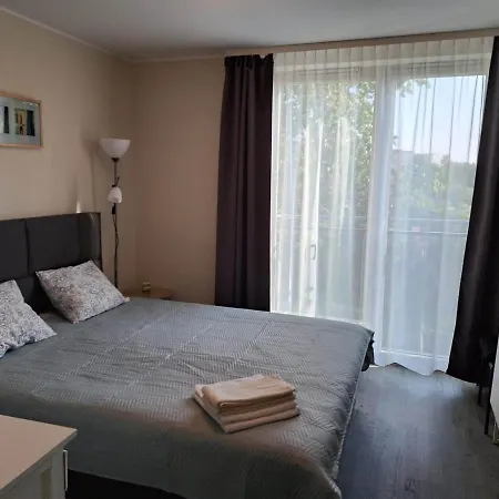 Privaatne Apartement Aisa Tn.39, Parnu